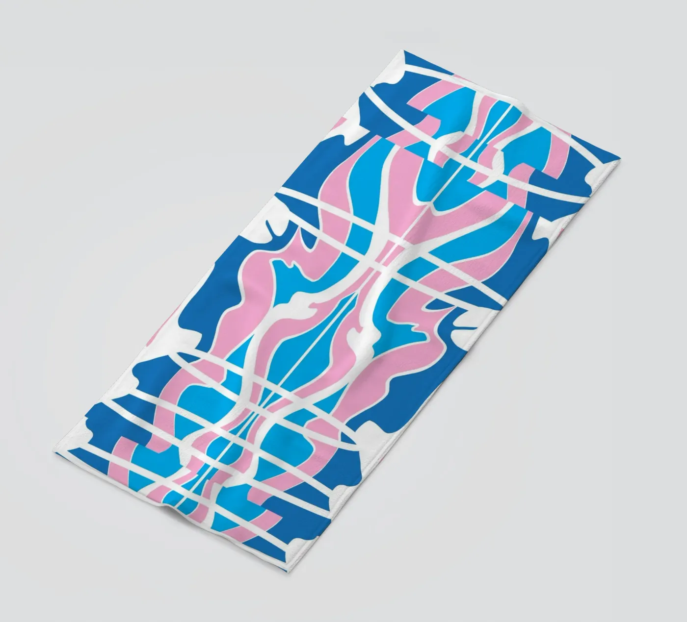 Bizarre Pattern 07 strandhanddoek van Little Dean