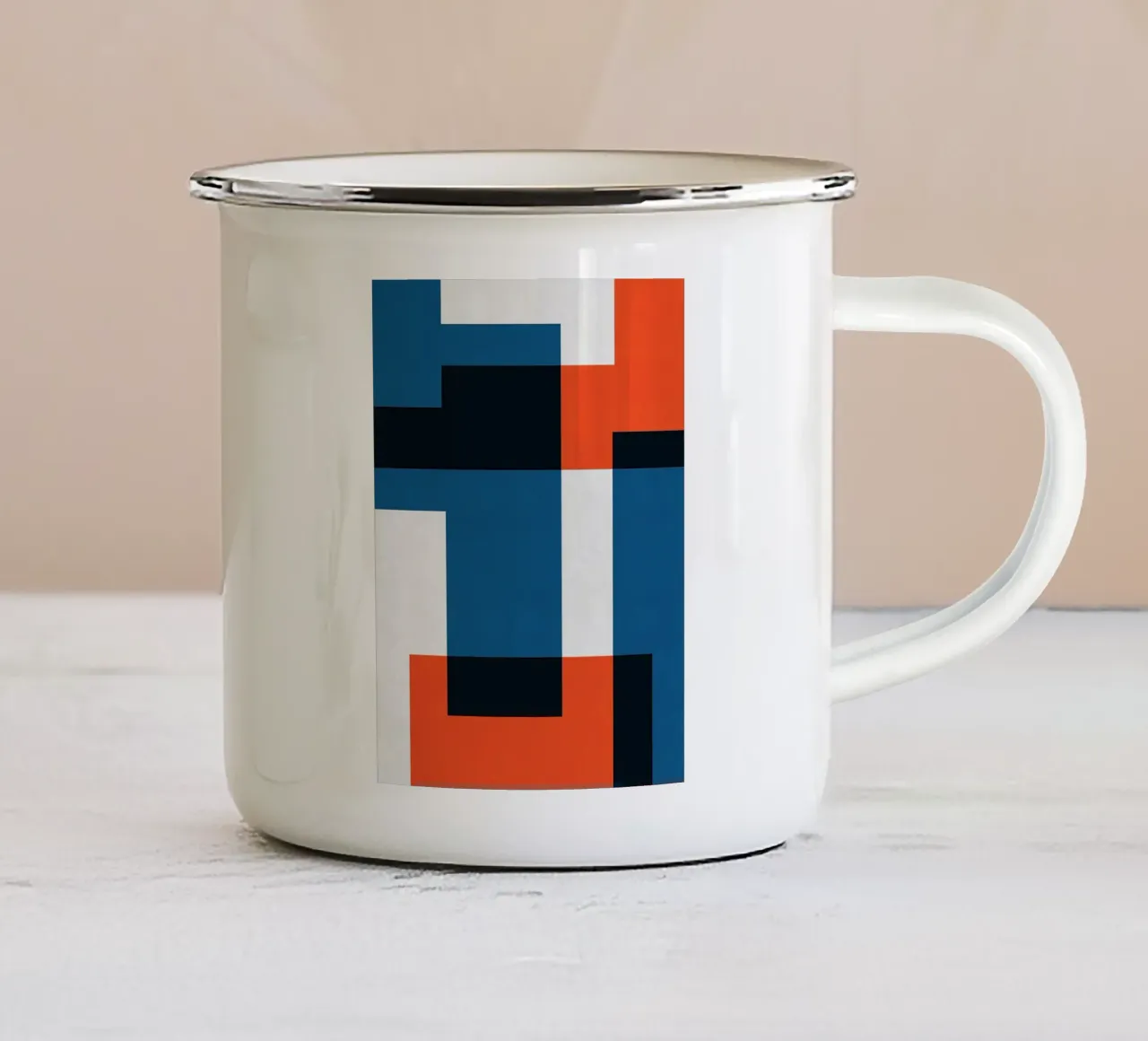 Strati colorati tazza in smalto da Leonard R Sadler