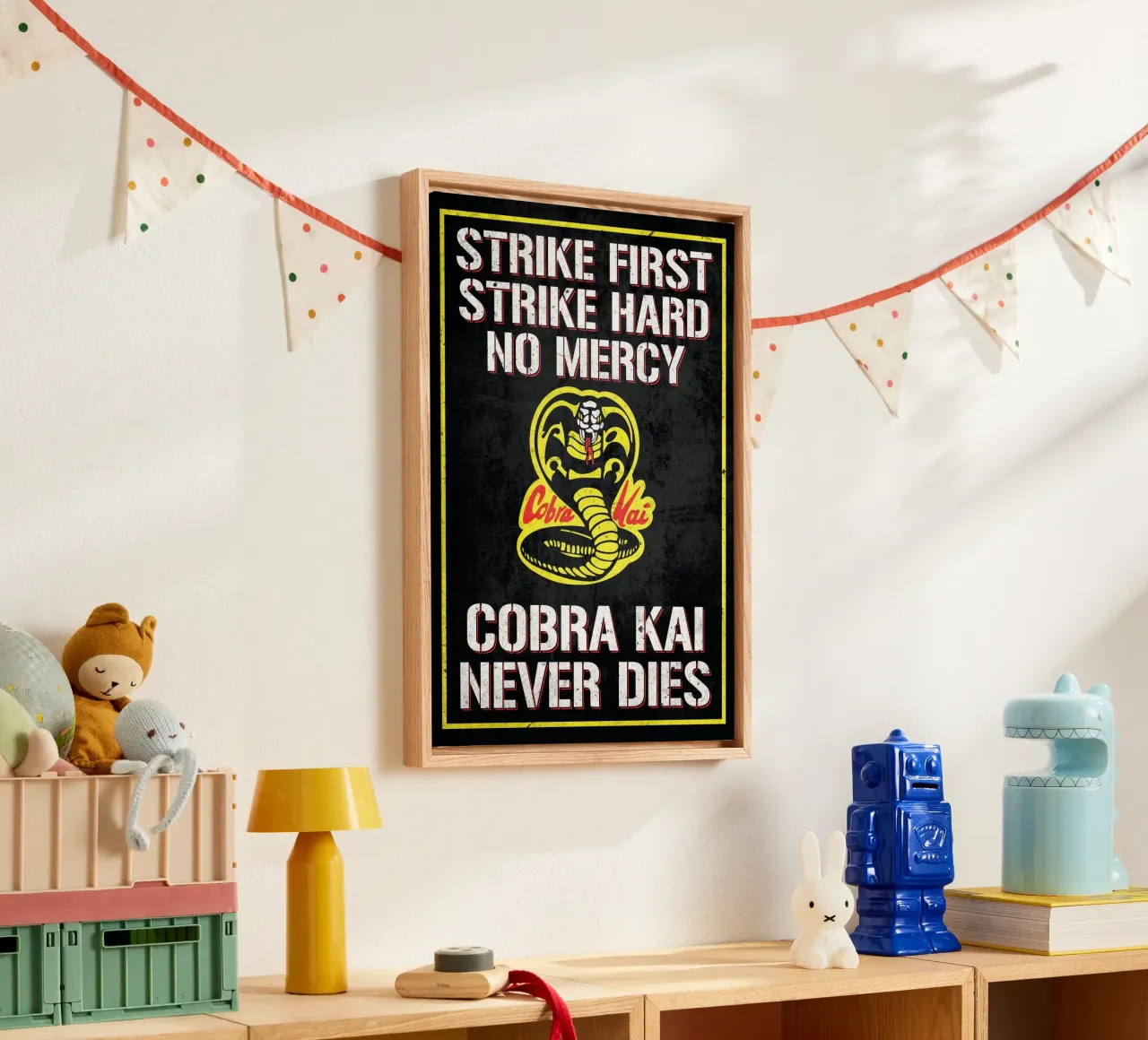 Cobra Kai non muore mai tela con Cornice a cassetta da Junkie Movie