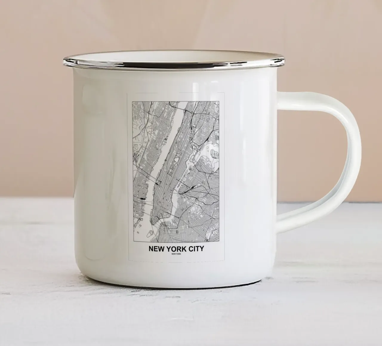 New York tazza in smalto da Margaret Lister