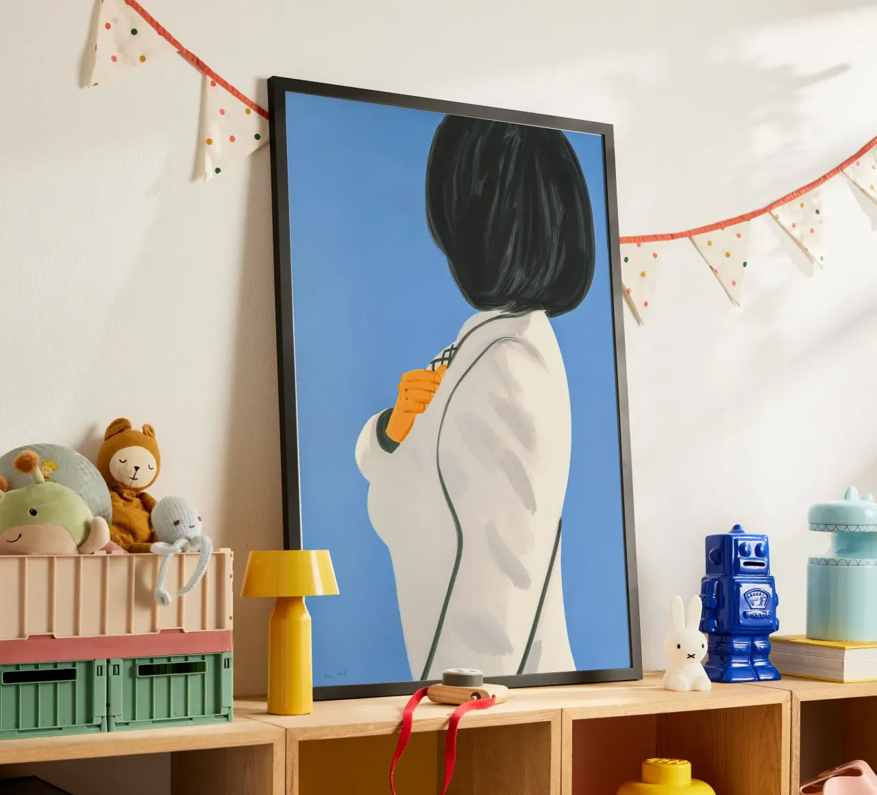 Alex Katz Vivien in cappotto bianco poster con telaio in plastica da Marcobarshop