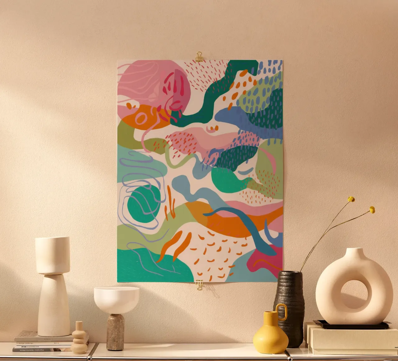 Forme fluide a pastello poster con telaio in alluminio da Echo Saber