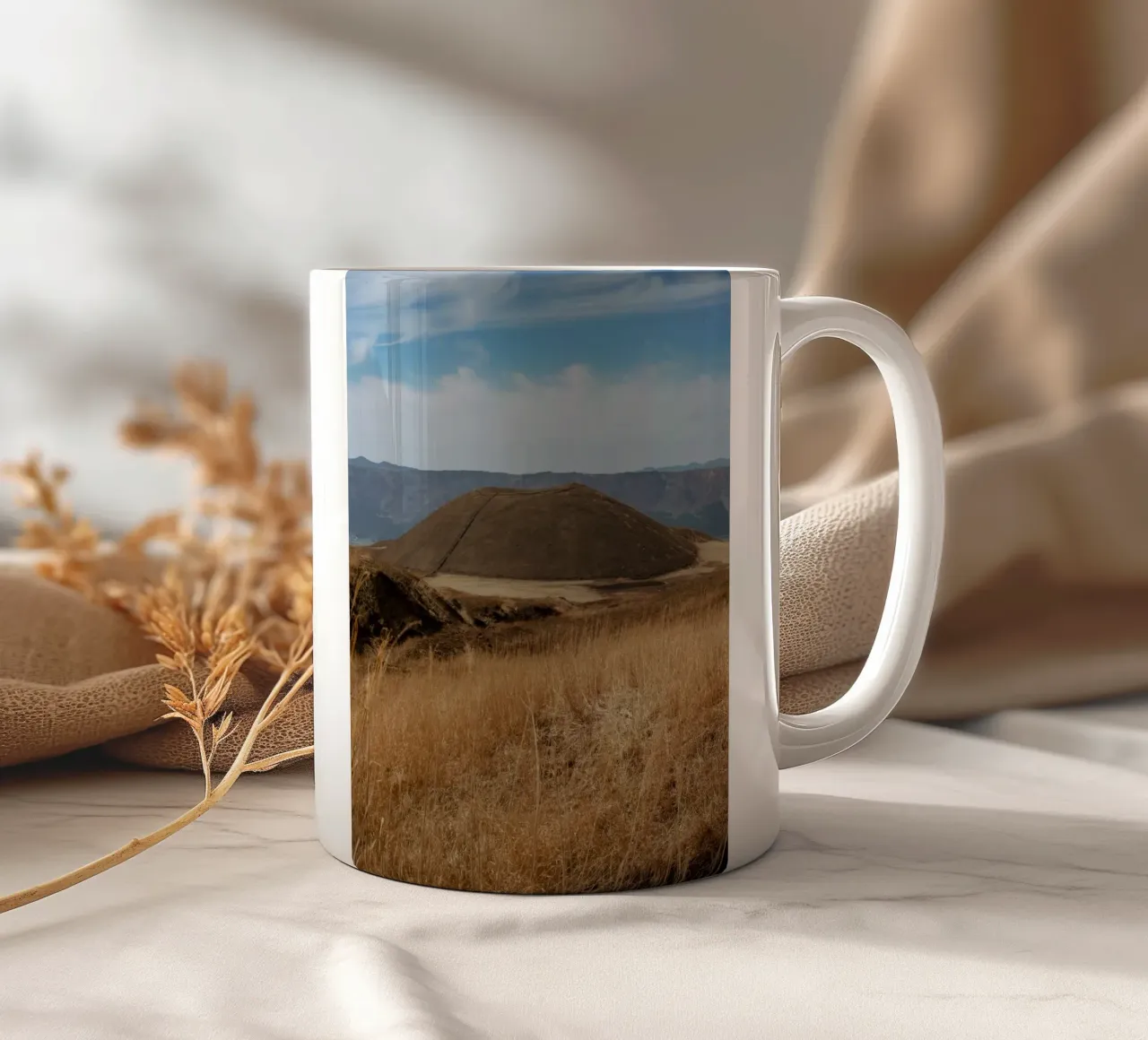 Monte Aso, Giappone tazza in ceramica da Marcel Bisig