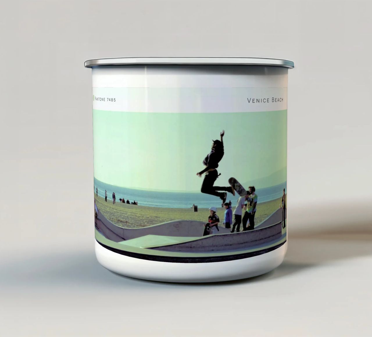 Venice Beach Pantone 7485 tazza in smalto da In Full Color