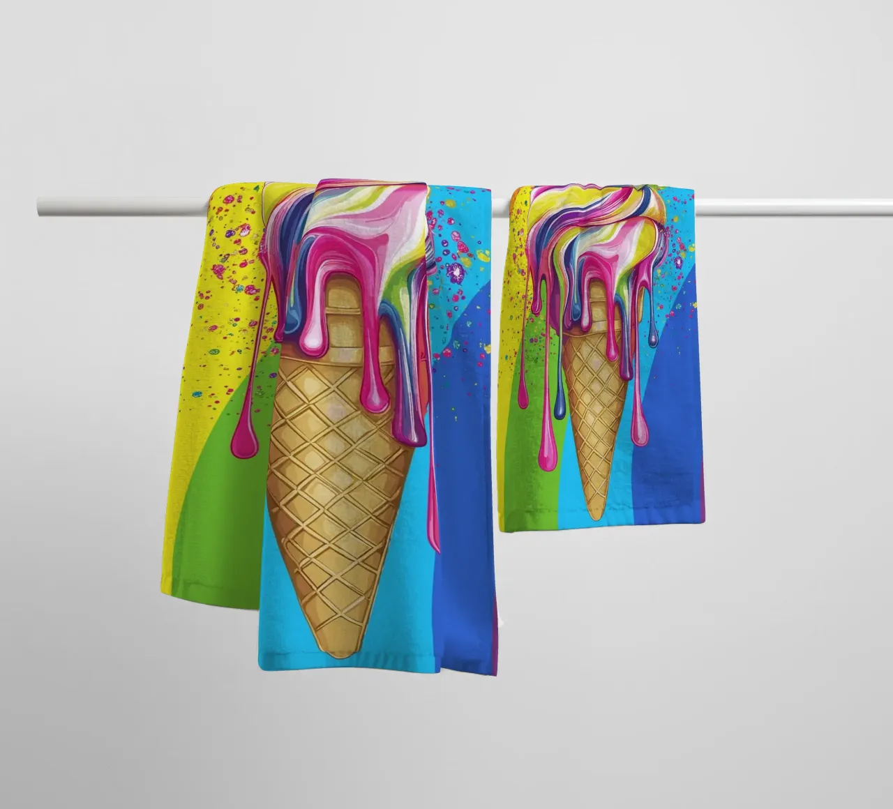 Gelato colorato con i colori dell'arcobaleno asciugamano da bagno da pixelbull - medieval art and more