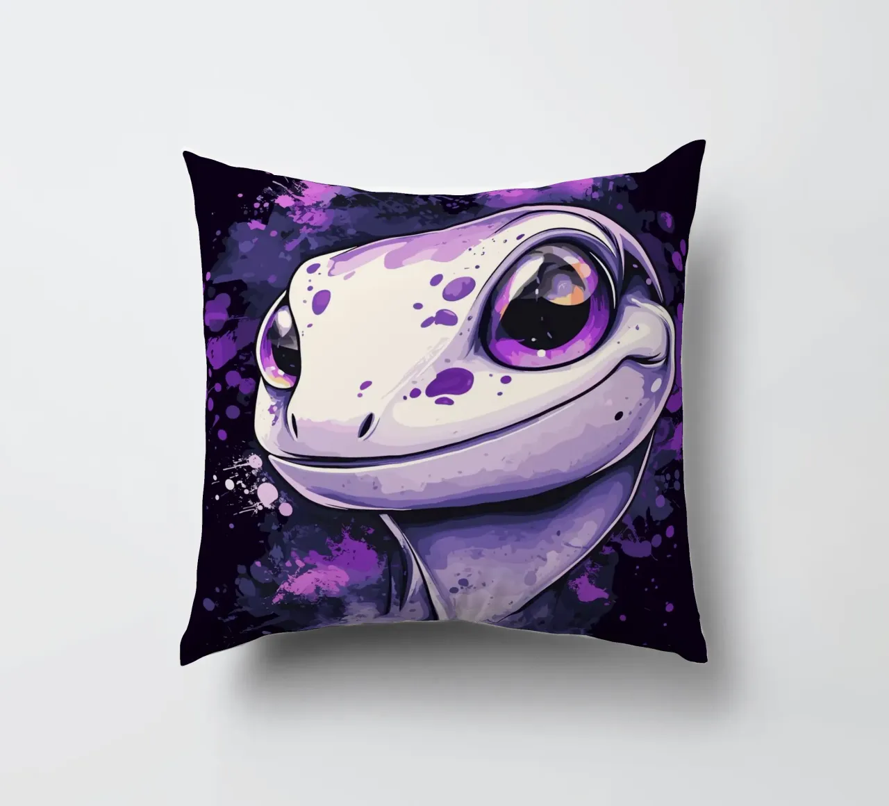 Geco sorridente in look splash viola cuscino da pixelbull - medieval art and more
