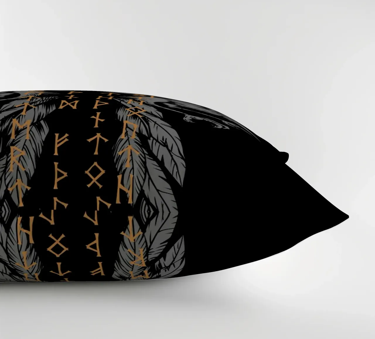 Hugin e Munin con rune e Valknut cuscino da pixelbull - medieval art and more