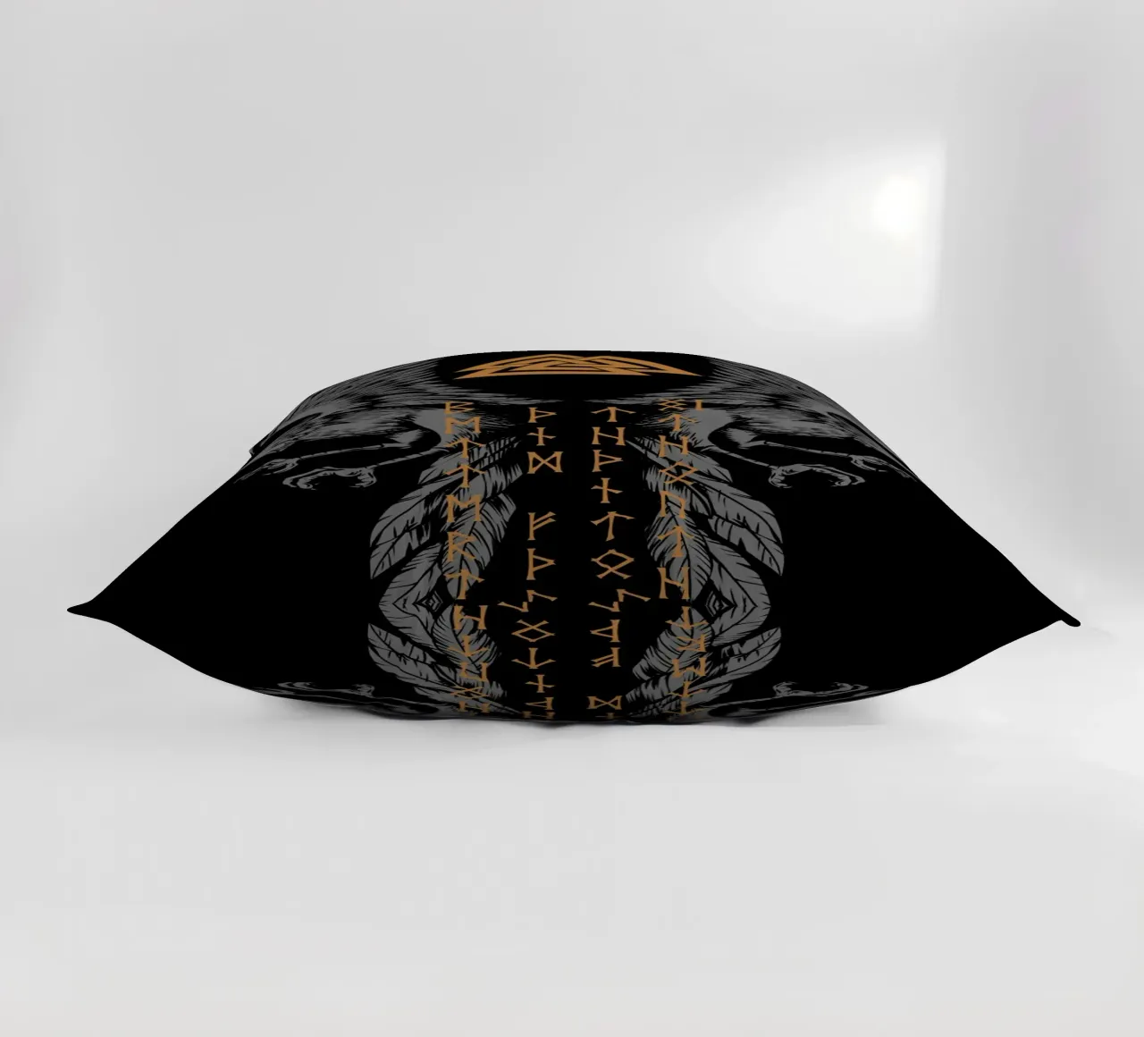 Hugin e Munin con rune e Valknut cuscino da pixelbull - medieval art and more