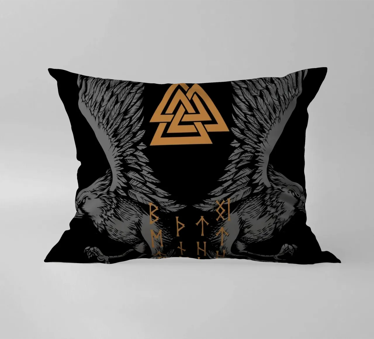 Hugin e Munin con rune e Valknut cuscino da pixelbull - medieval art and more