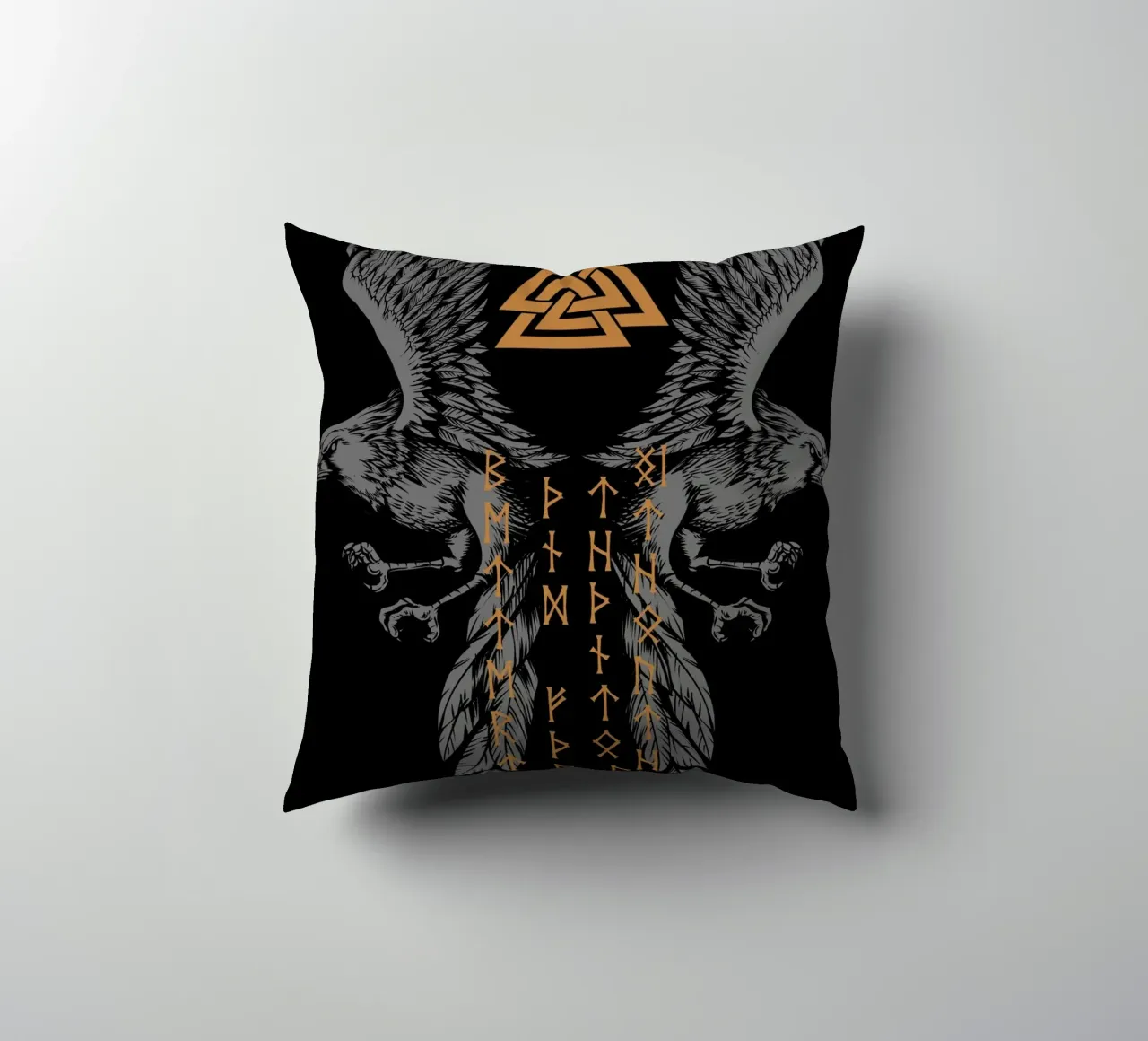 Hugin e Munin con rune e Valknut cuscino da pixelbull - medieval art and more