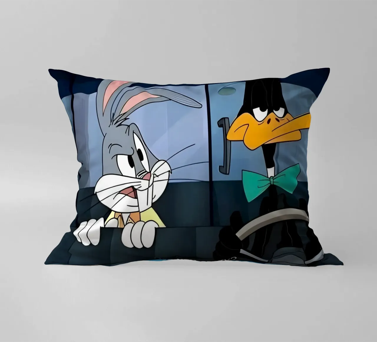Bugs Bunny and Daffy Duck (are you crazy?) cuscino da Low poly art