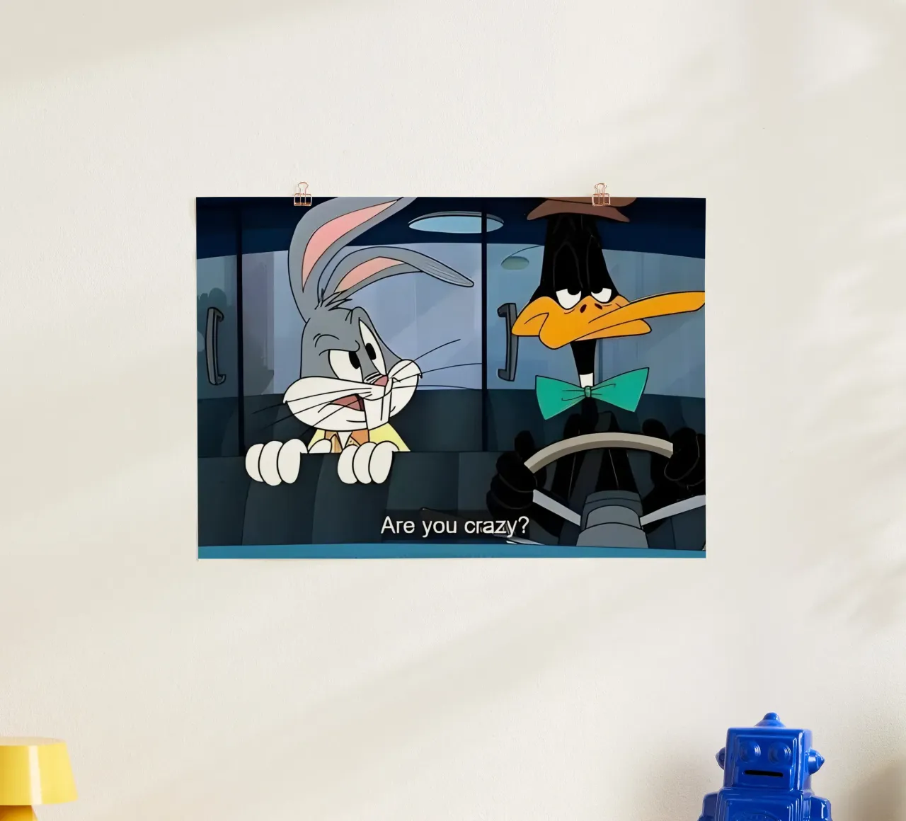 Bugs Bunny and Daffy Duck (are you crazy?) poster con telaio in plastica da Low poly art