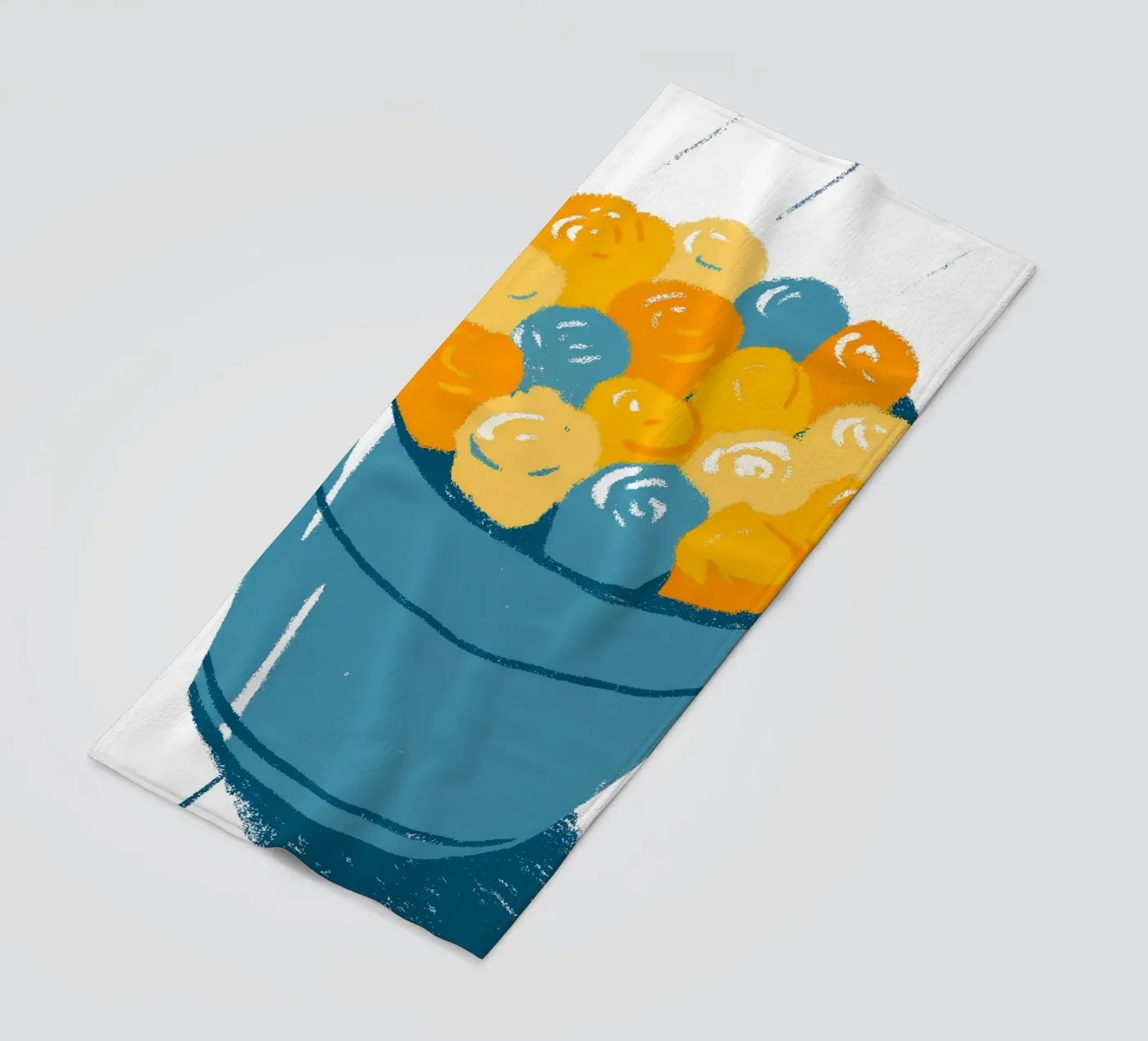 Flowers In A Bucket Strandtuch von PREKETEWE