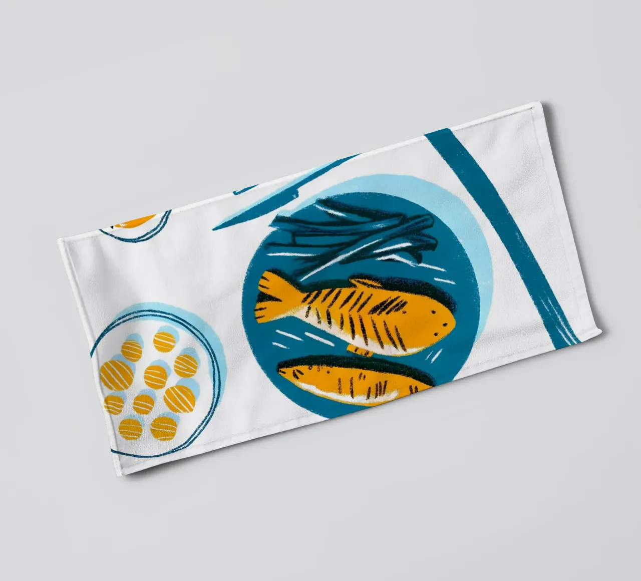 Fischfutter auf dem Teller Handtuch von PREKETEWE
