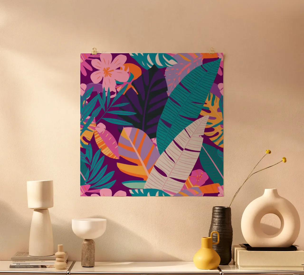 Foglia di banano notturna poster con telaio in alluminio da Wish Studio