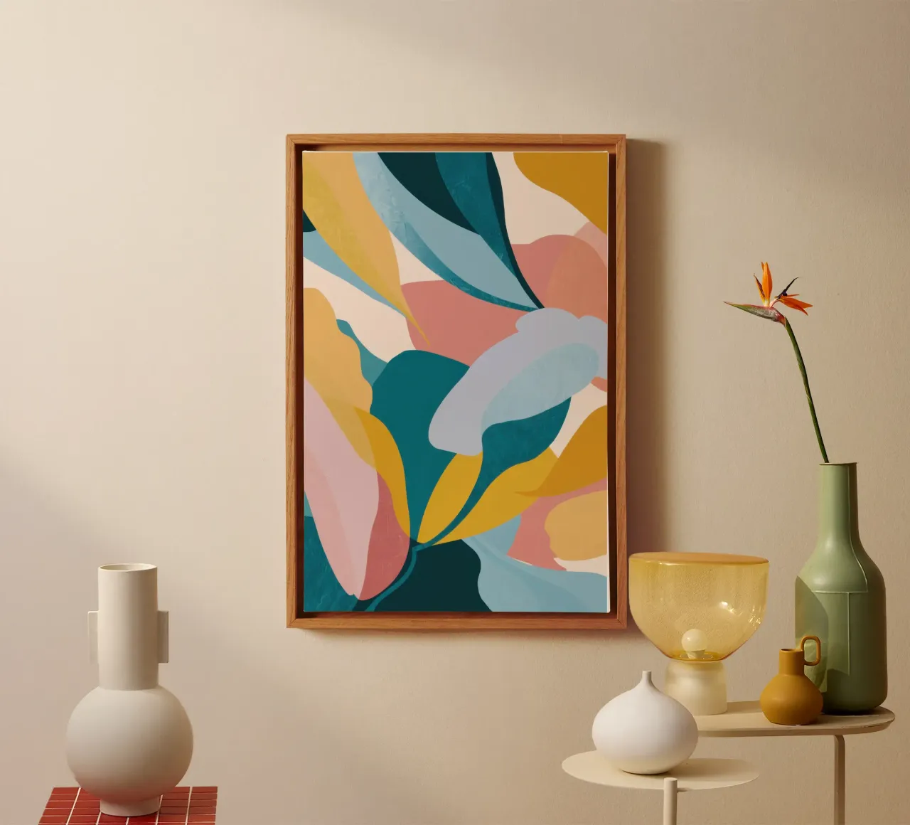 Fließende botanische Formen Leinwand mit Schattenfugenrahmen von Heaven Craft