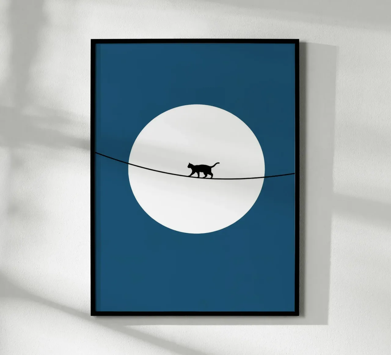 Gatto sul filo poster con telaio in alluminio da Leon Franke