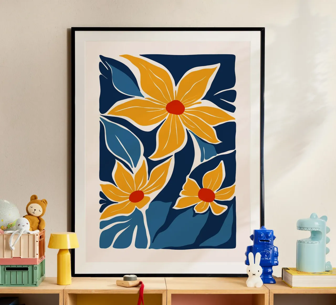 Fiori gialli su blu poster da Lisa Becker