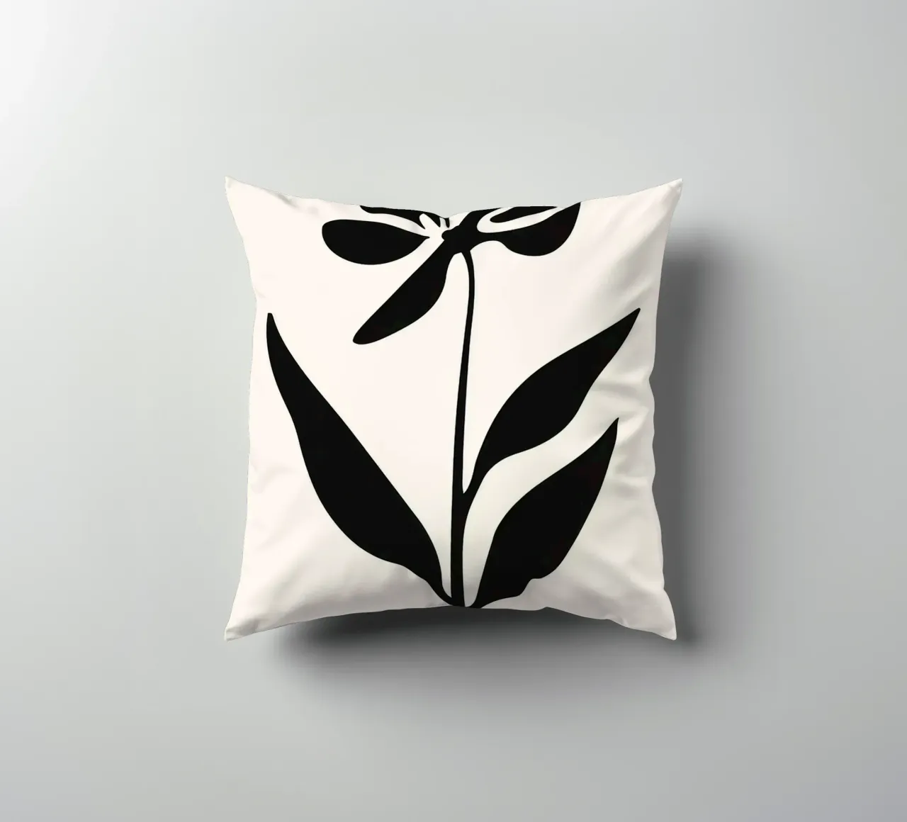 Silhouette di fiori in bianco e nero cuscino da Anna Müller