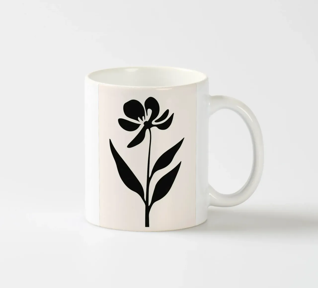 Silhouette di fiori in bianco e nero tazza in ceramica da Anna Müller