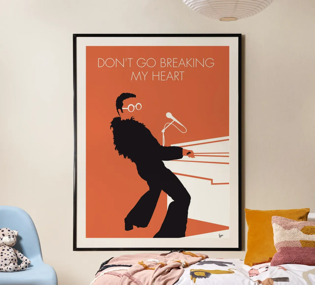Elton John - Don't Go Breaking My Heart di Chungkong poster con telaio in plastica da jammie