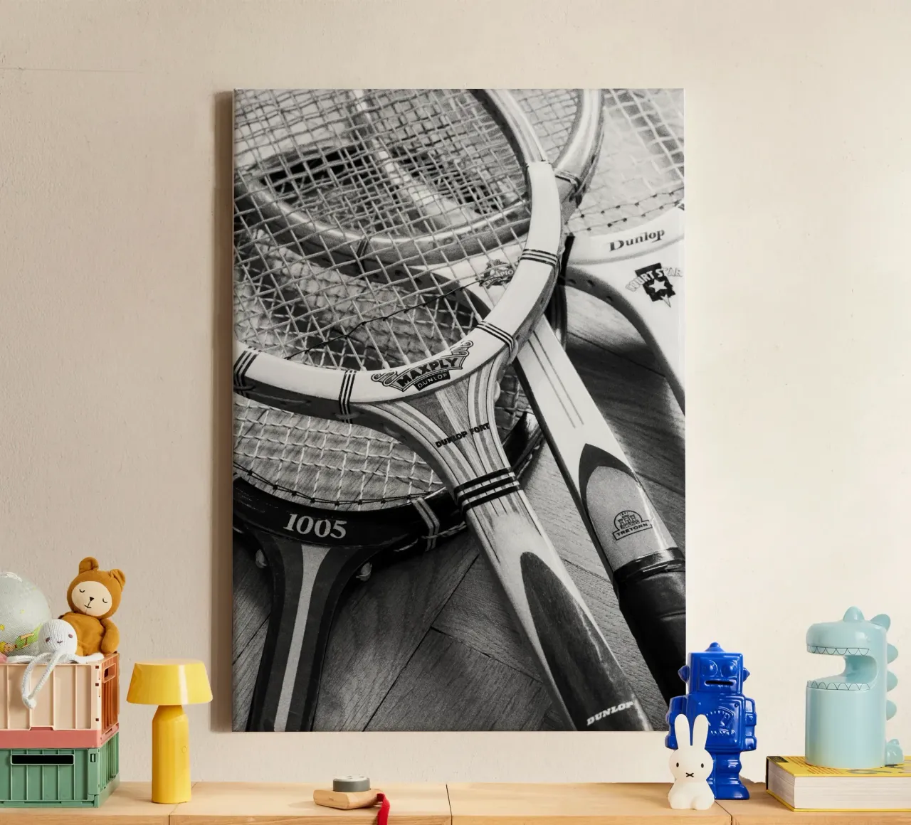 Tennisschläger Leinwand mit Schattenfugenrahmen von vintgeseyn