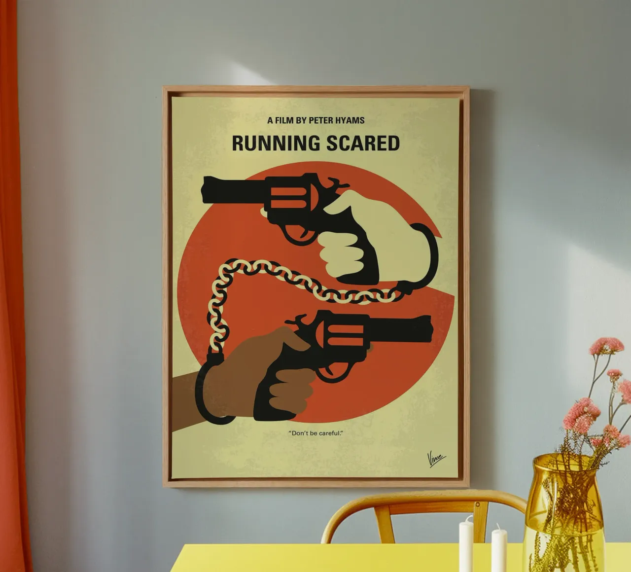 Running Scared von Chungkong Leinwand mit Schattenfugenrahmen von jammie