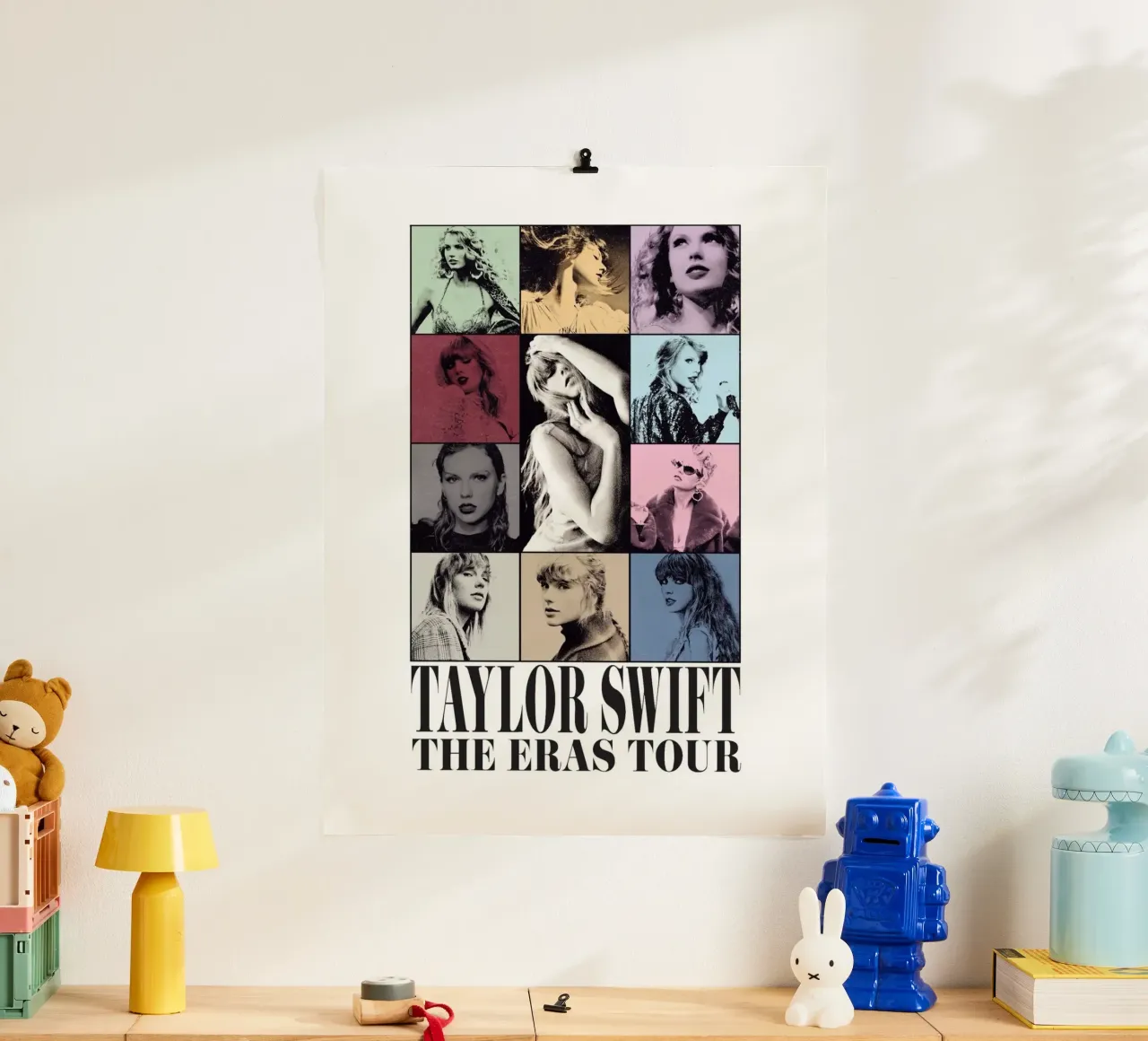 Taylor Swift The Eras Tour Song Poster mit Holzrahmen von ramdakjagualma