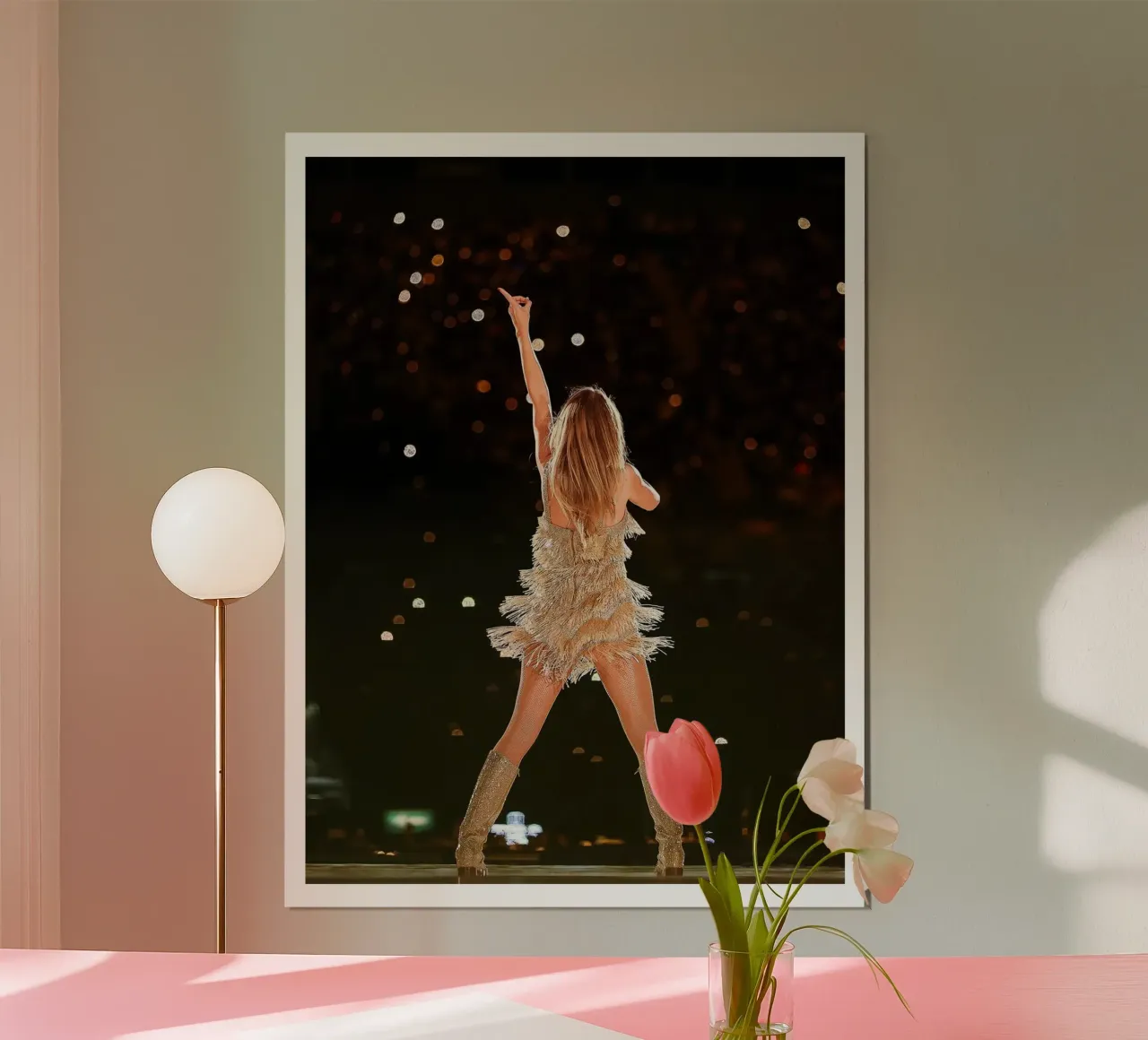 Live Konzert Singger Taylor Swift Poster mit Holzrahmen von ramdakjagualma