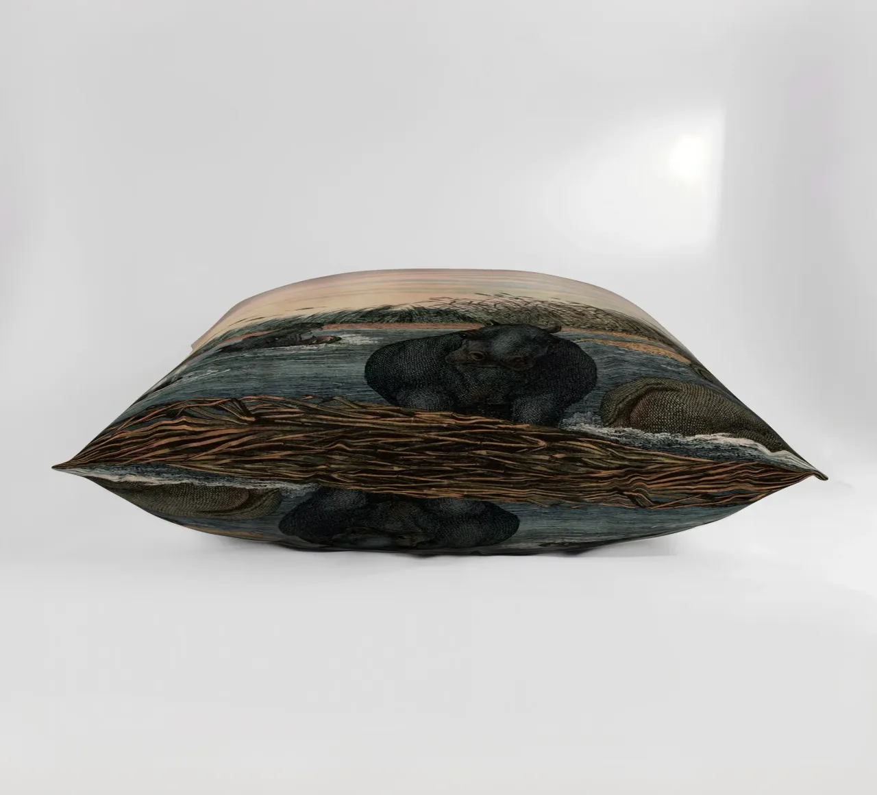 Vintage Kolb 5 Tafel 32 Flusspferd cuscino da Vintage Print Collection