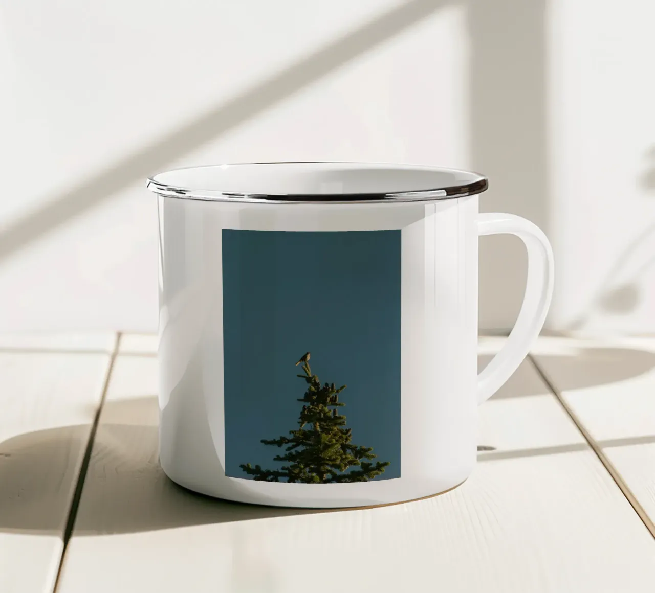 pino tazza in smalto da Earthly Visions