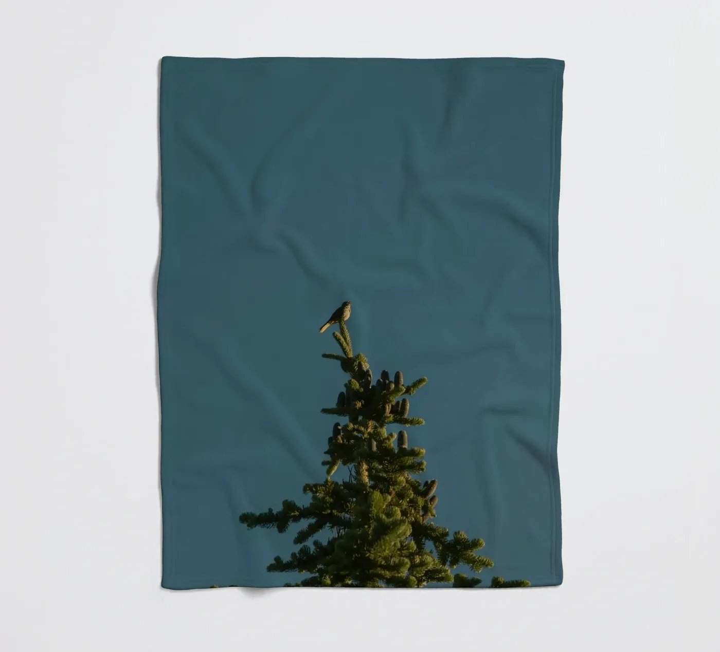 pine tree fleecedeken van Earthly Visions