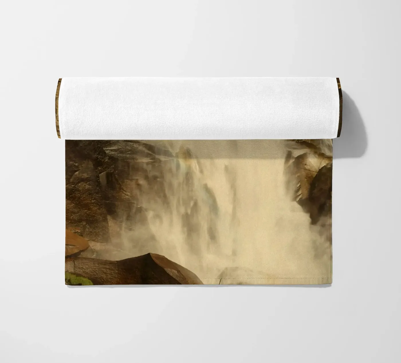 waterfall telo mare da Earthly Visions