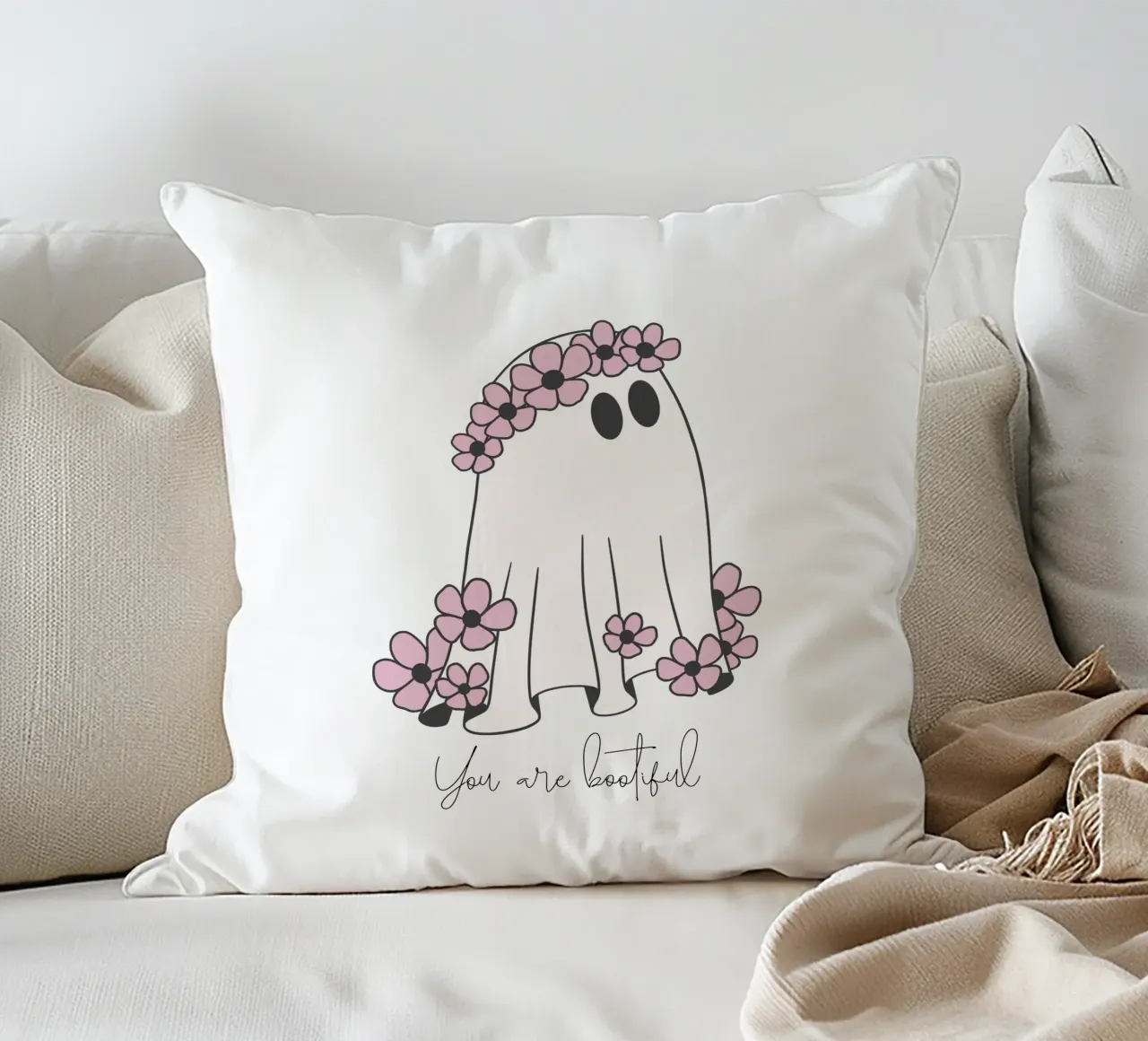 Your are Bootiful cuscino da ArtDesign by KBK