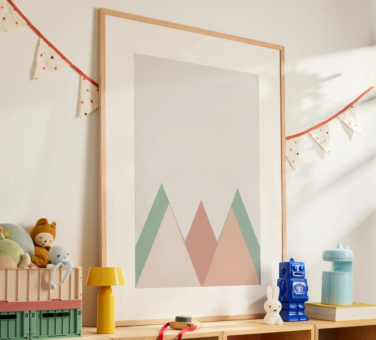 Composizione astratta a triangolo Verde Rosa e Corallo poster da DesignDoodle