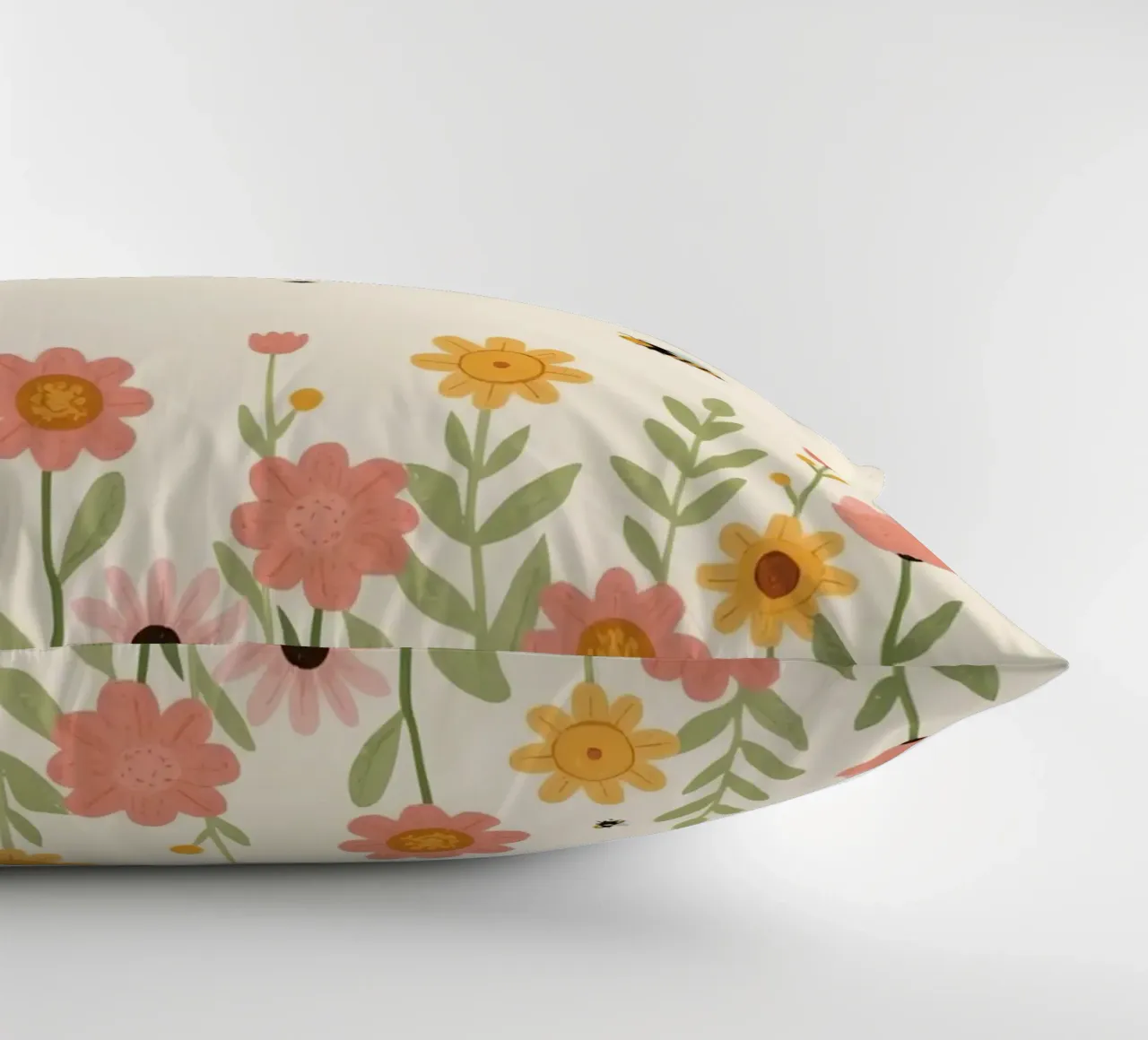 Vivaio api e fiori cuscino da DesignDoodle