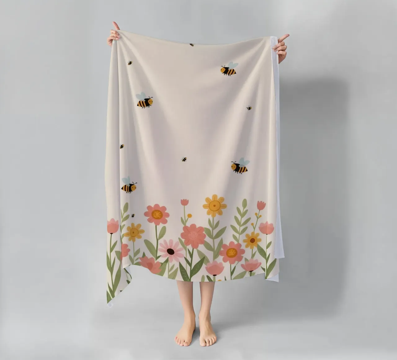 Vivaio api e fiori telo mare da DesignDoodle