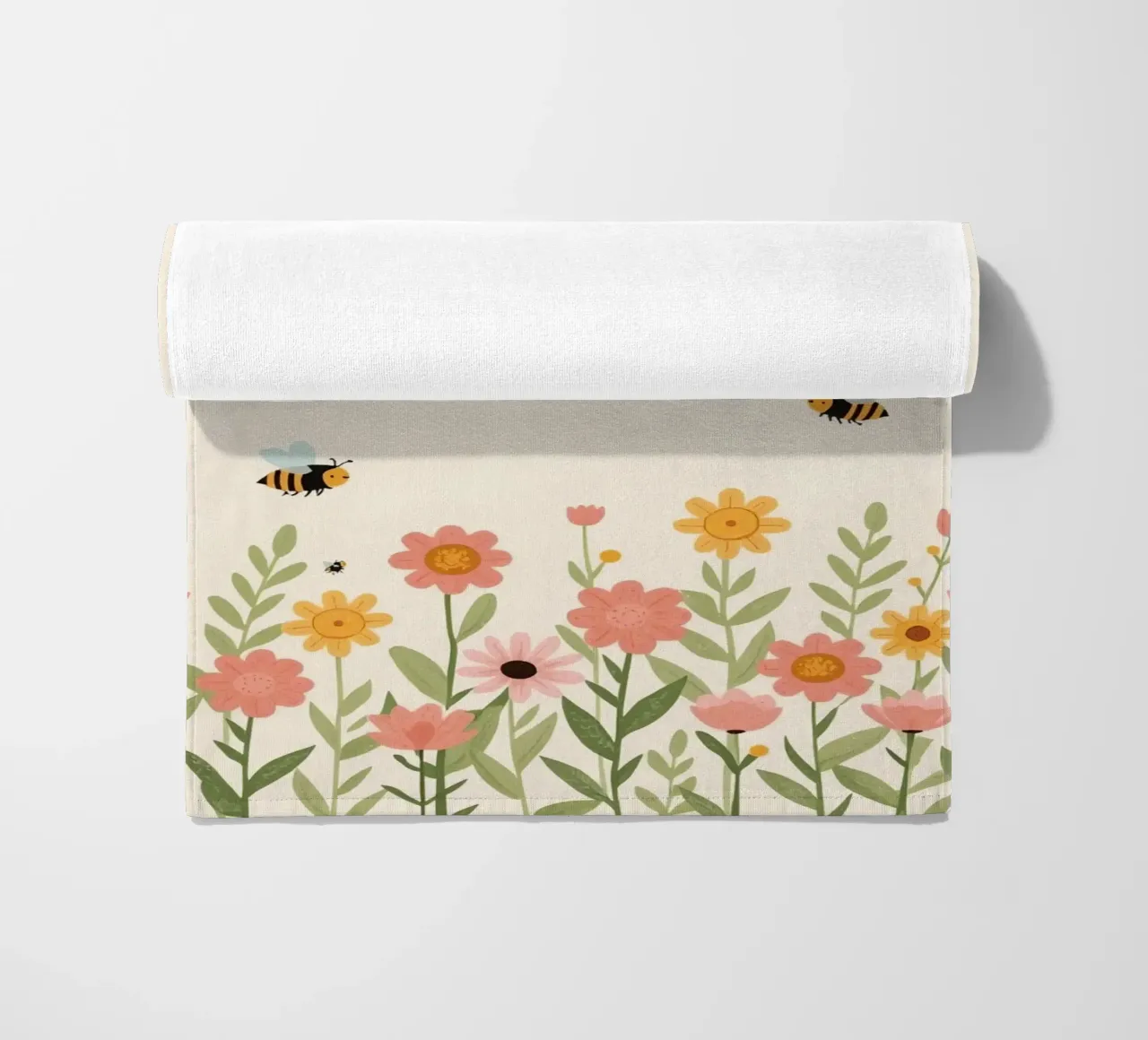 Vivaio api e fiori telo mare da DesignDoodle