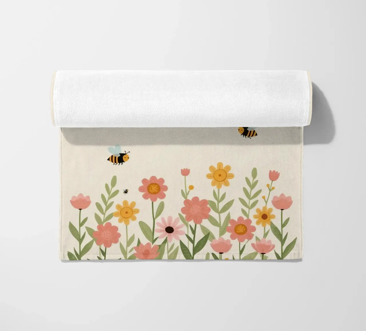 Vivaio api e fiori telo mare da DesignDoodle