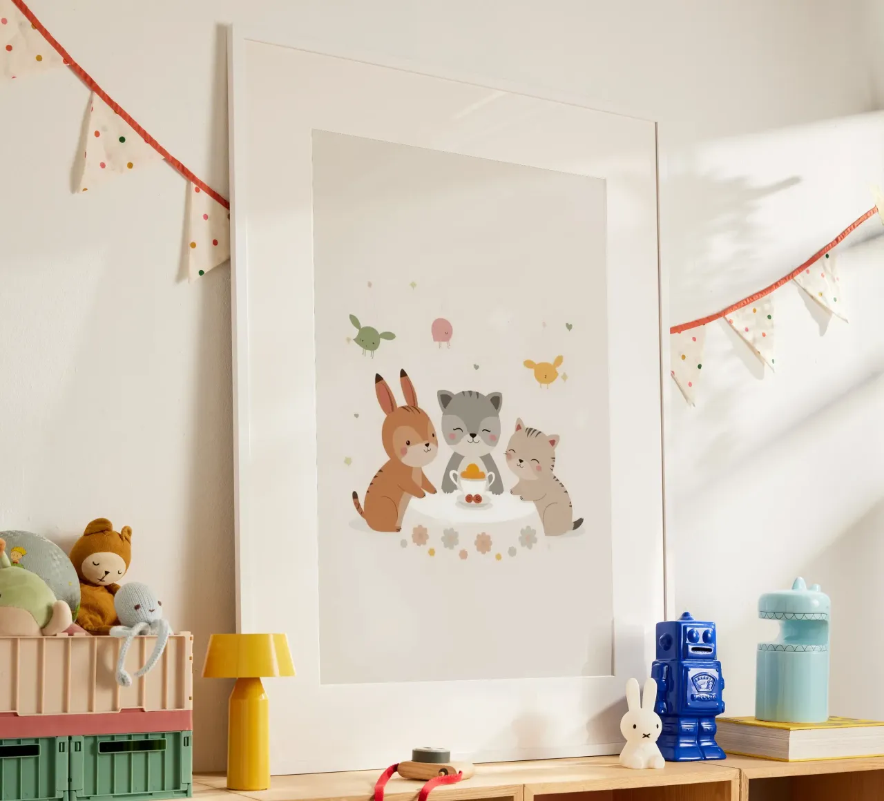 Animali dei cartoni animati a tavola con tazza da tè e decorazioni appese poster da DesignDoodle