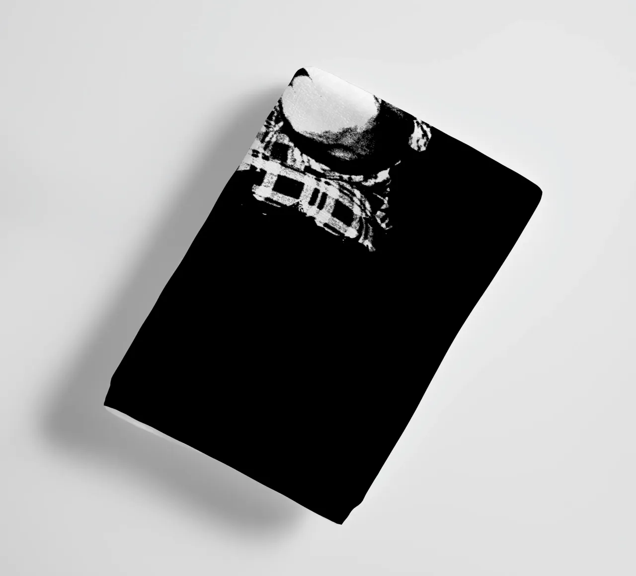 Silhouette Scraming Trees towel by eliouxence