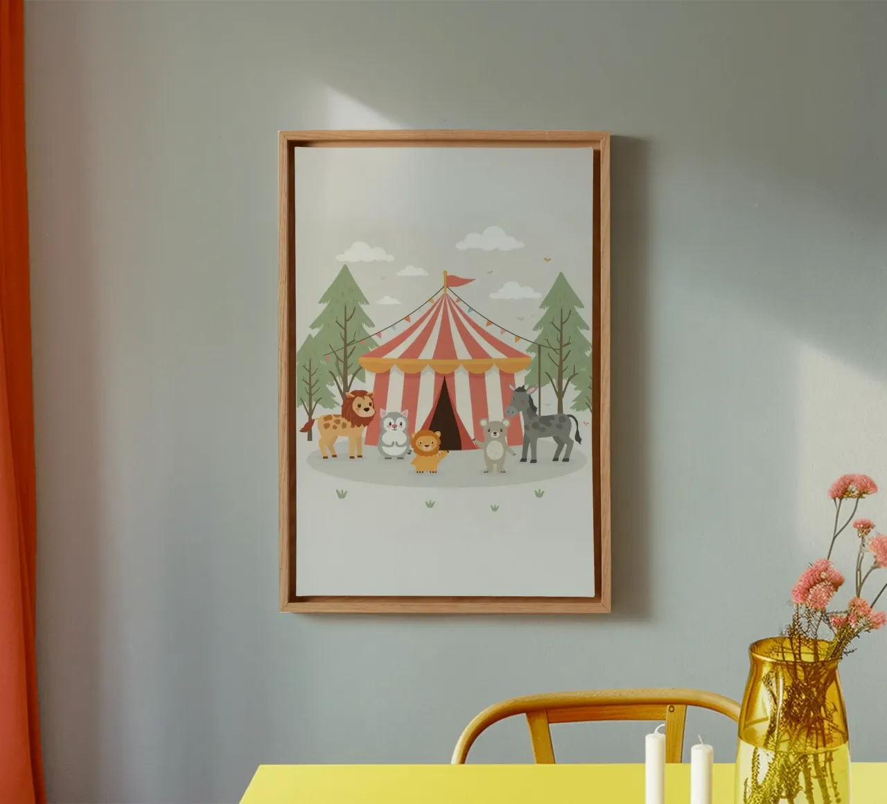 Cartoon Tiere außerhalb des gestreiften Zirkuszeltes Leinwand mit Schattenfugenrahmen von DesignDoodle