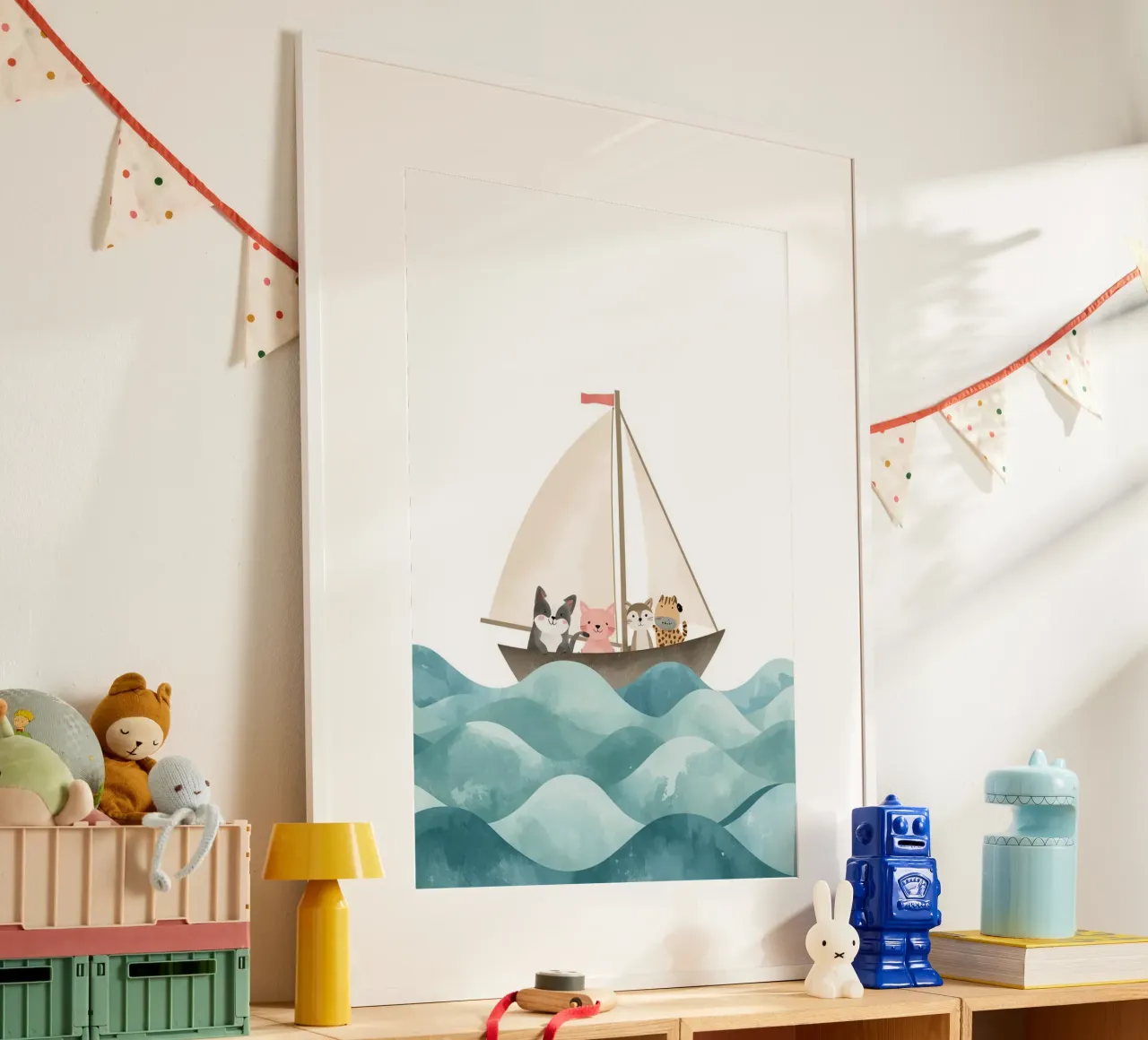 Cute Nursery Cartoon Animals Sailing on Boat poster con telaio in plastica da DesignDoodle