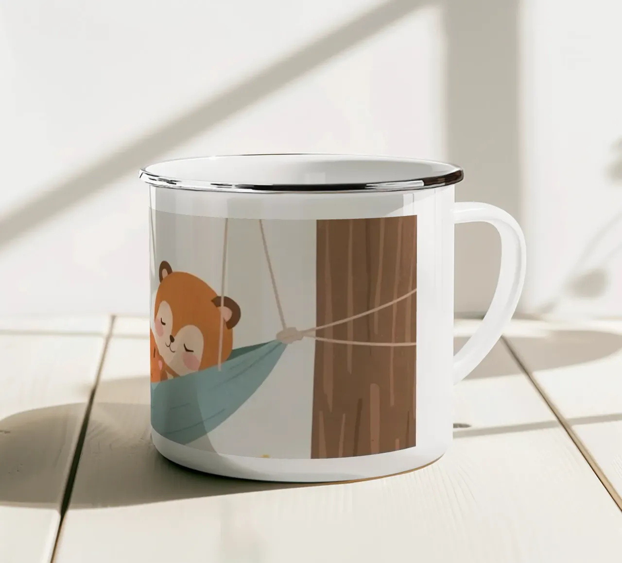 Nursery Cartoon Animals Sleeping in Hammock Between Trees (Animaux dormant dans un hamac entre des arbres) mug en émail de DesignDoodle