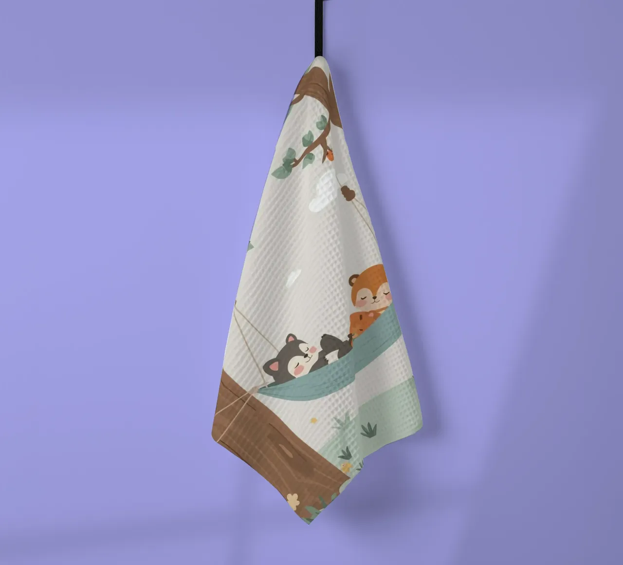 Nursery Cartoon Animals Sleeping in Hammock Between Trees (Animaux dormant dans un hamac entre des arbres) torchon de DesignDoodle