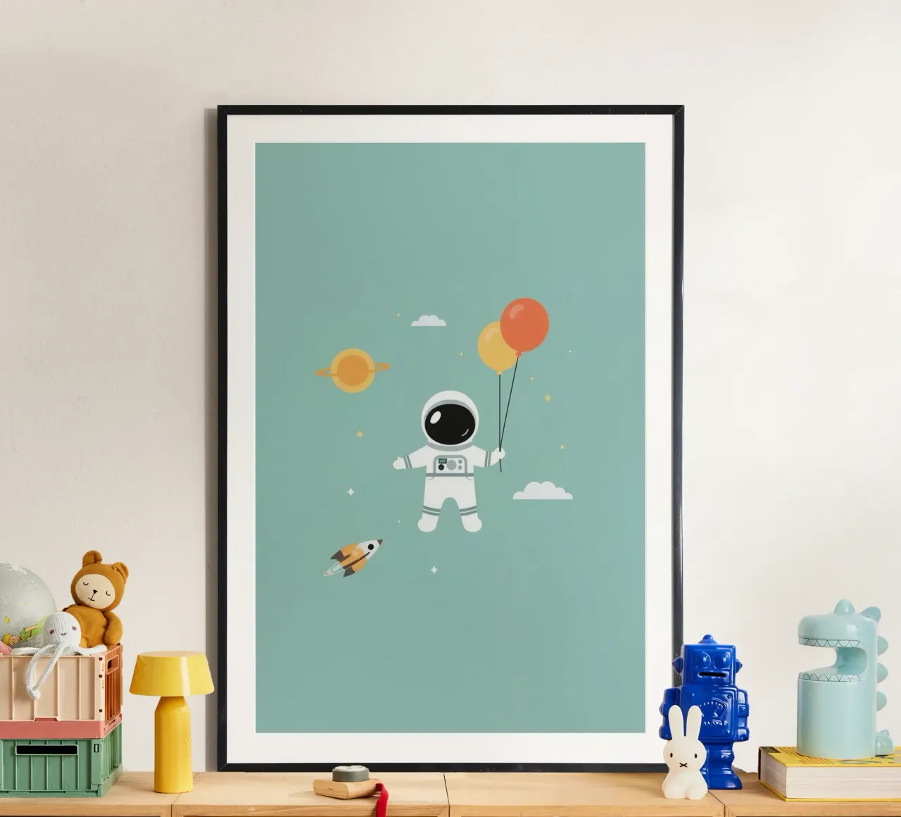 Cartone animato Astronauta con palloncini nello spazio poster con telaio in legno da DesignDoodle