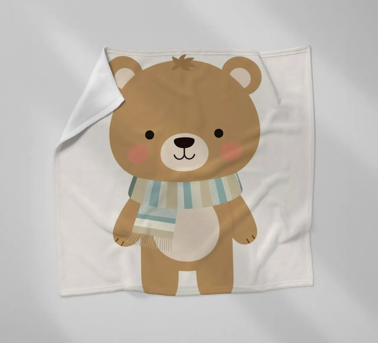 Simpatico orso marrone dei cartoni animati con sciarpa a righe coperta in pile da DesignDoodle