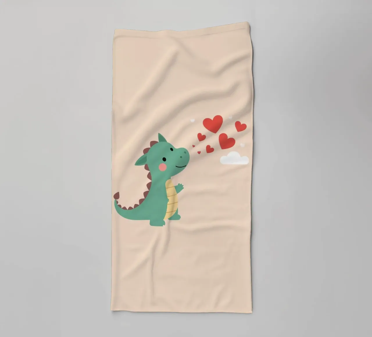 Niedliches Kinderzimmer Cartoon Drache mit Herzen Handtuch von DesignDoodle