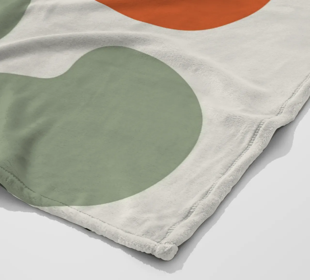 Overlapping Leaves on Organic Blobs coperta in pile da LisaArtes