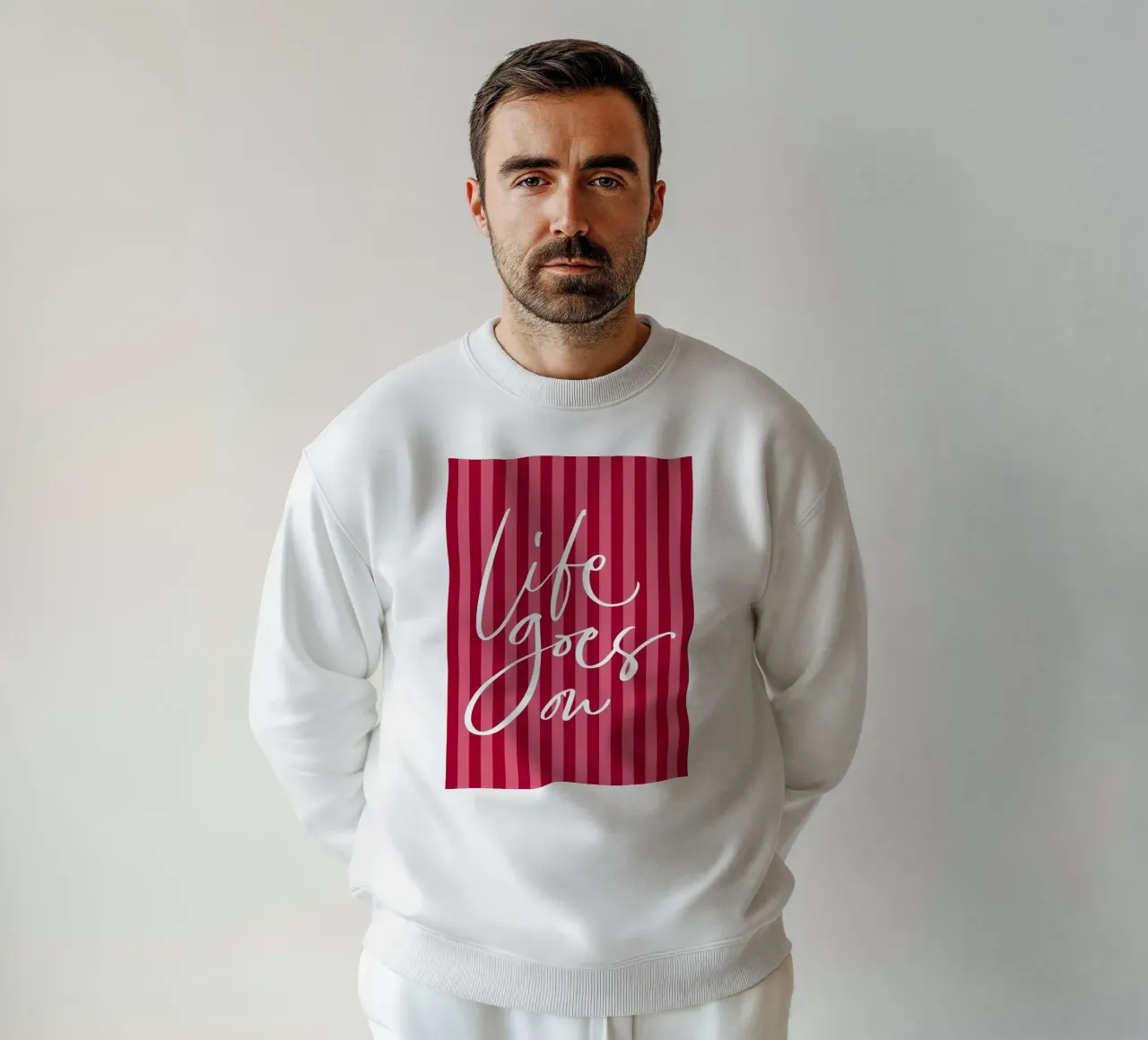 Citazione positiva con design a strisce rosa e rosse felpa da The Art Club